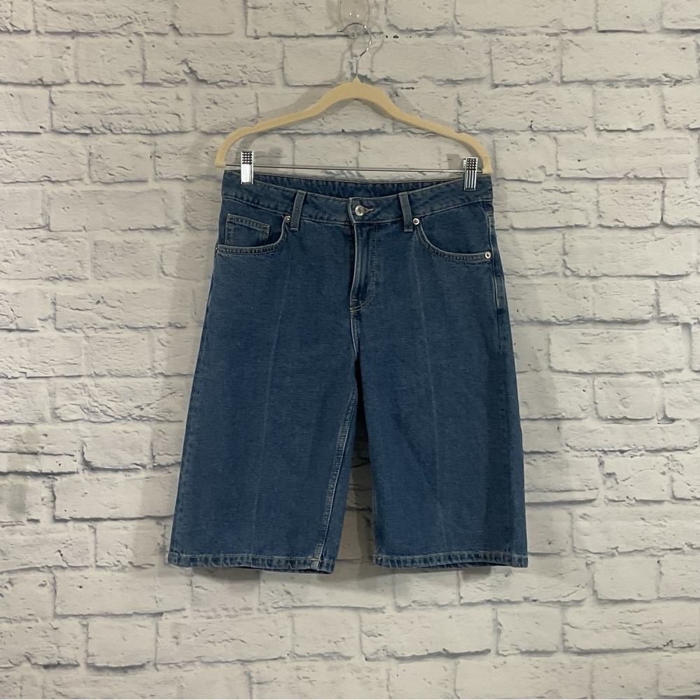 Divided by H&M Women’s Bermuda Regular Denim Shorts